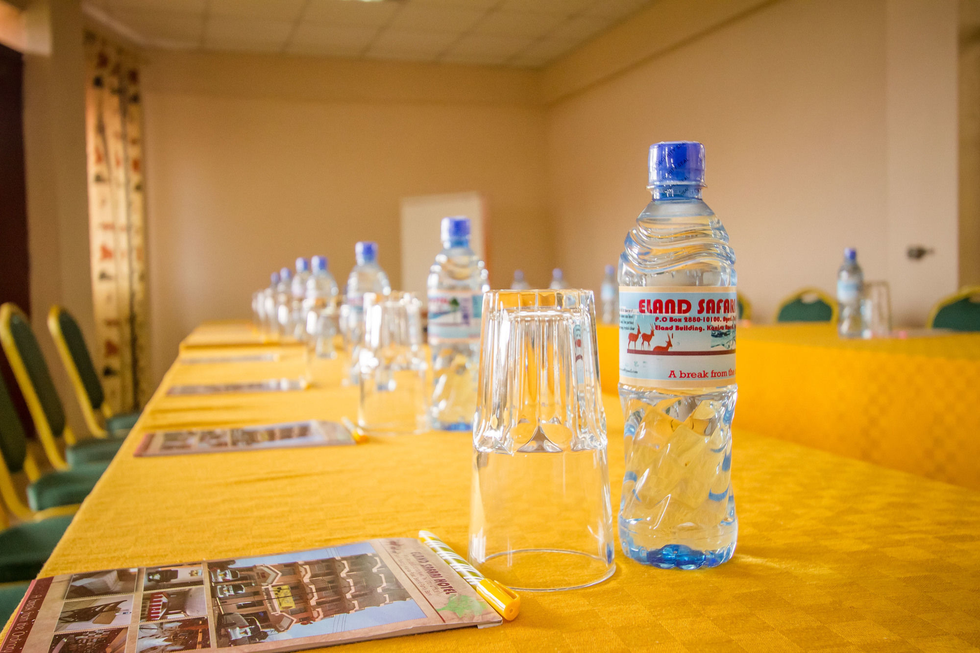 Eland Safari Hotel เนย์รี ภายนอก รูปภาพ
